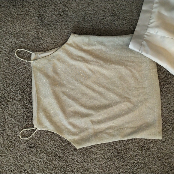 Beautiful top and long skirt - Picture 2 of 5